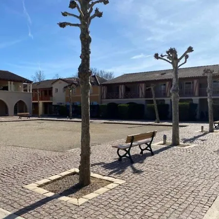 Bienvenue Confort Et Quietude Vous Attendent Apartment Monflanquin