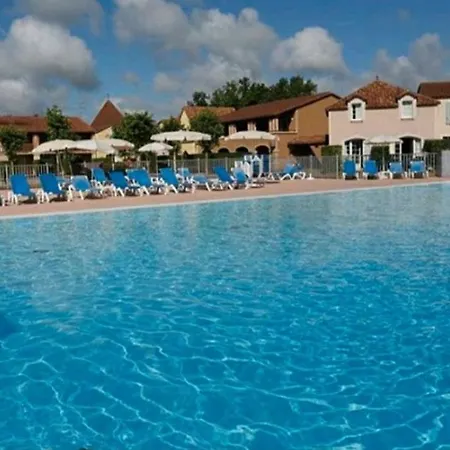Bienvenue Confort Et Quietude Vous Attendent Apartment Monflanquin